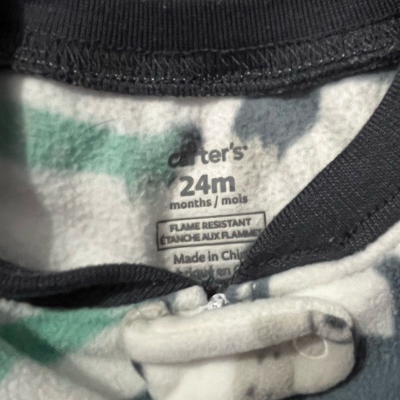 Carters blanket sleepers 24 months - Picture 7 of 7